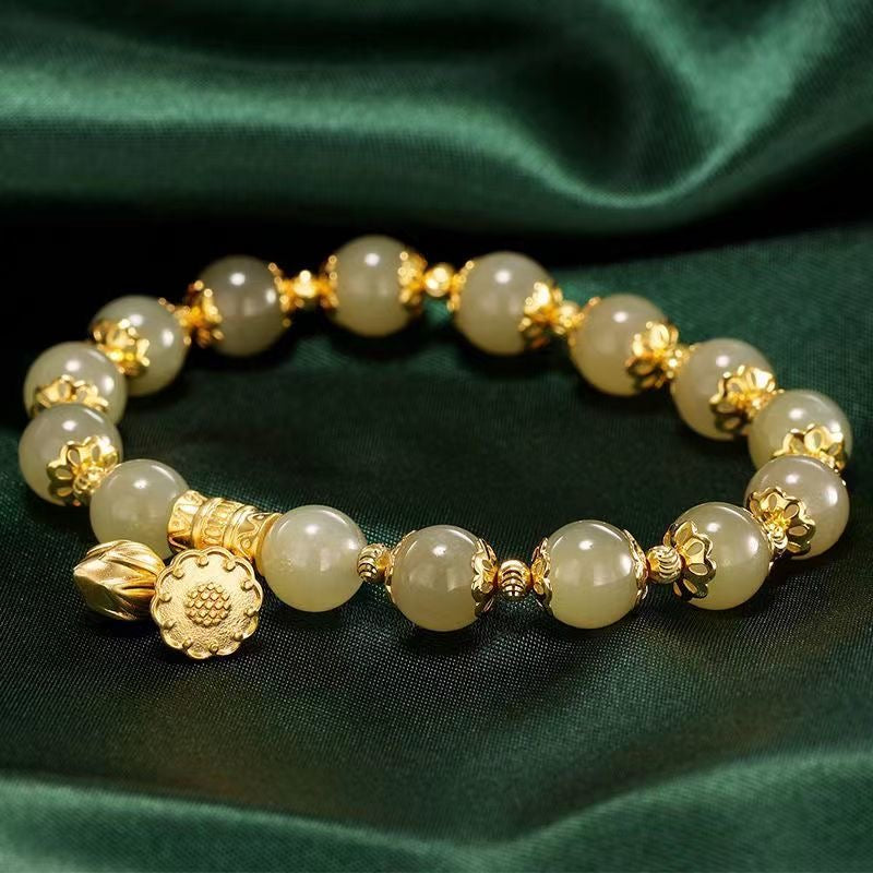 A new Chinese-style glass bead bracelet as a birthday gift for your girlfriend