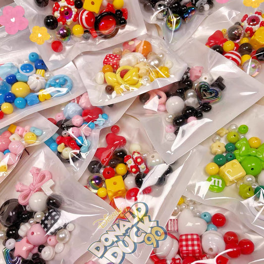 Bag pendants, mobile phone pendants, DIY material package